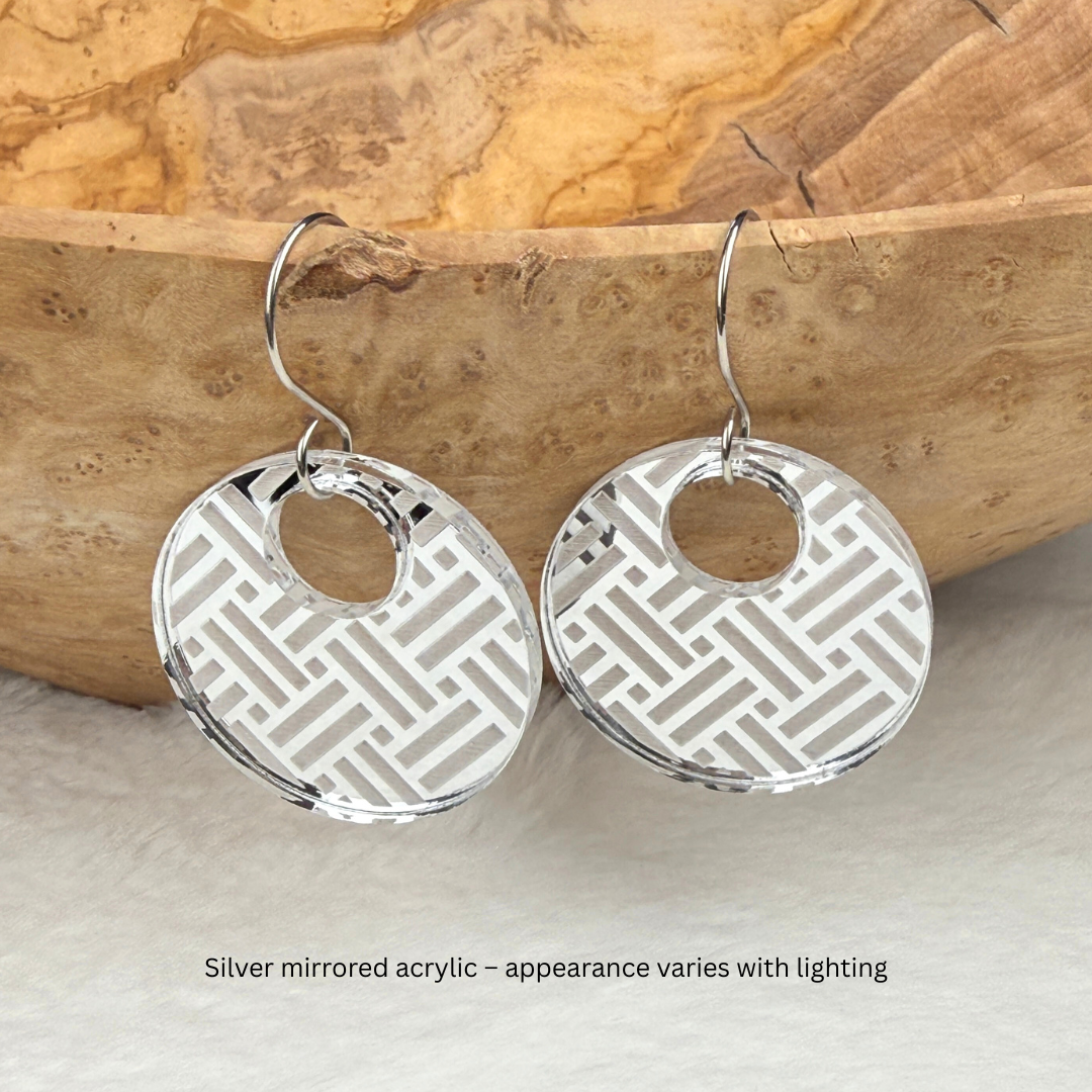 Geometric Round Earrings – Lightweight Silver Mirrored Dangles
