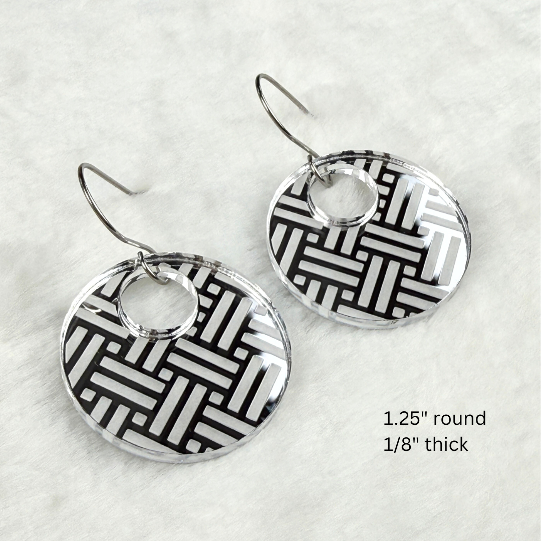Geometric Round Earrings – Lightweight Silver Mirrored Dangles