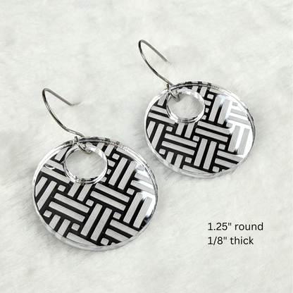 Geometric Round Earrings – Lightweight Silver Mirrored Dangles